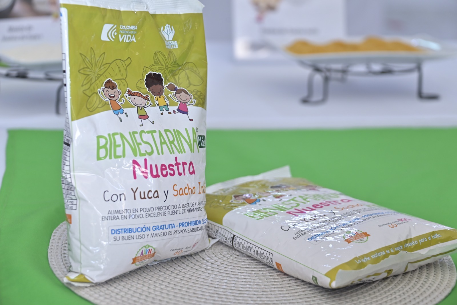 ¿Qué opina? Gobierno le dará a los niños bienestarina con yuca