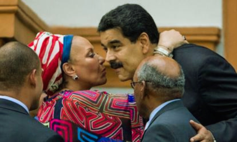 «Querida amiga, la lucha sigue»: Nicolás Maduro se despide de su «revolucionaria», Piedad Córdoba