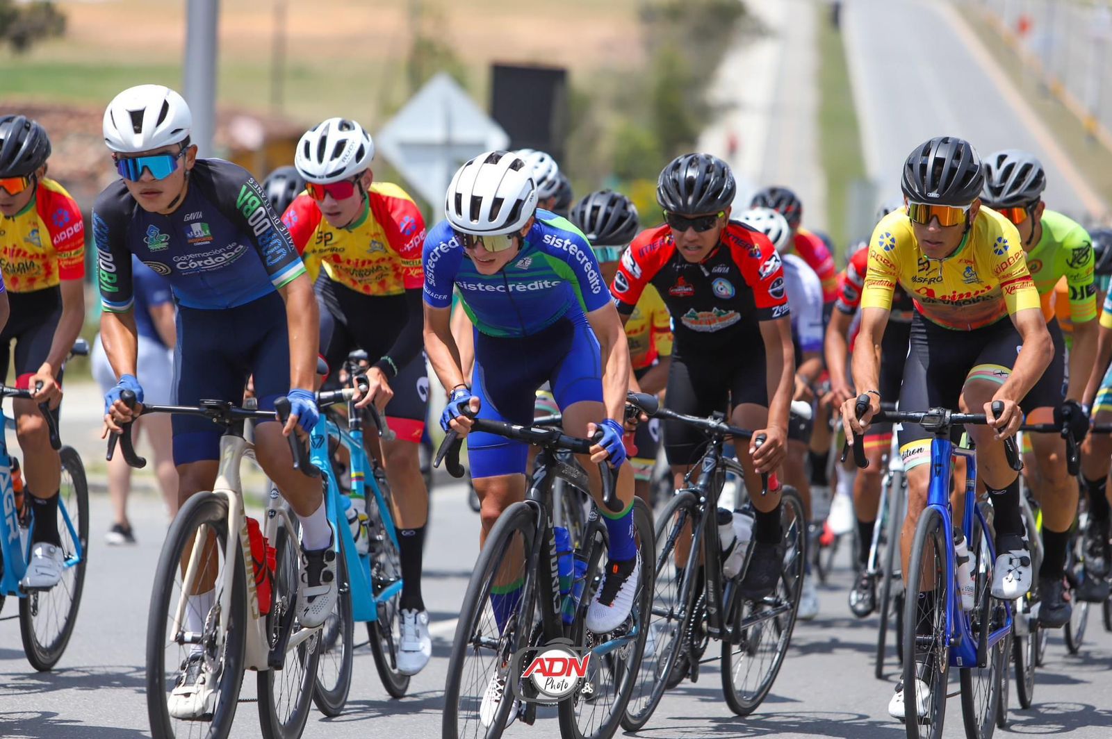 Orgullo para el deporte cordobés, joven resaltó en la XIX Clásica de ciclismo en Rionegro