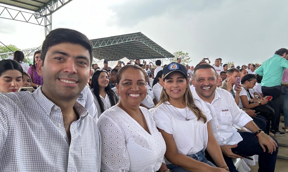 Ana Paola García, representante a la Cámara por Córdoba, acompañó al presidente Petro en su recorrido por el departamento