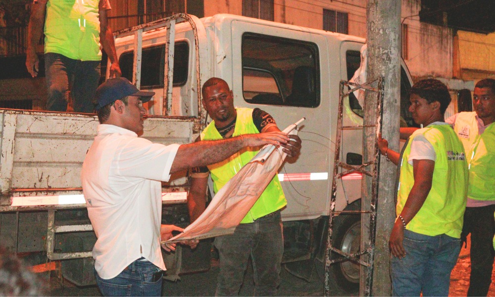 Alcaldía retira publicidad y vallas ilegales en diferentes barrios de Montería: ‘Limpiaremos la cara de la ciudad’